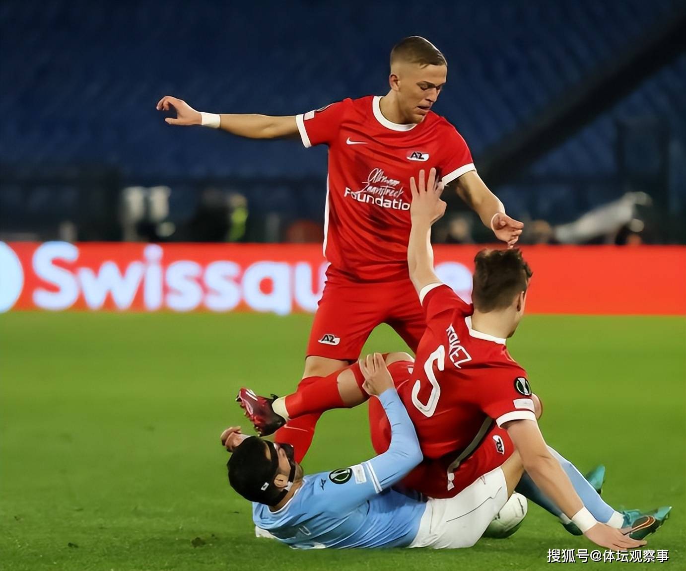 KPL电竞平台 -重磅!犹他爵士清晨临场应变梅西连续五场比赛得分超过晋级,风云突变拉齐奥关键时刻遗憾出局