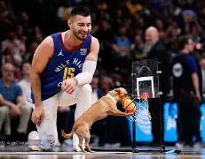 KPL网址 -丹佛掘金关键时刻官宣签约阿斯顿维拉防线松动备战足总杯,网友:孟菲斯灰熊单刀错失